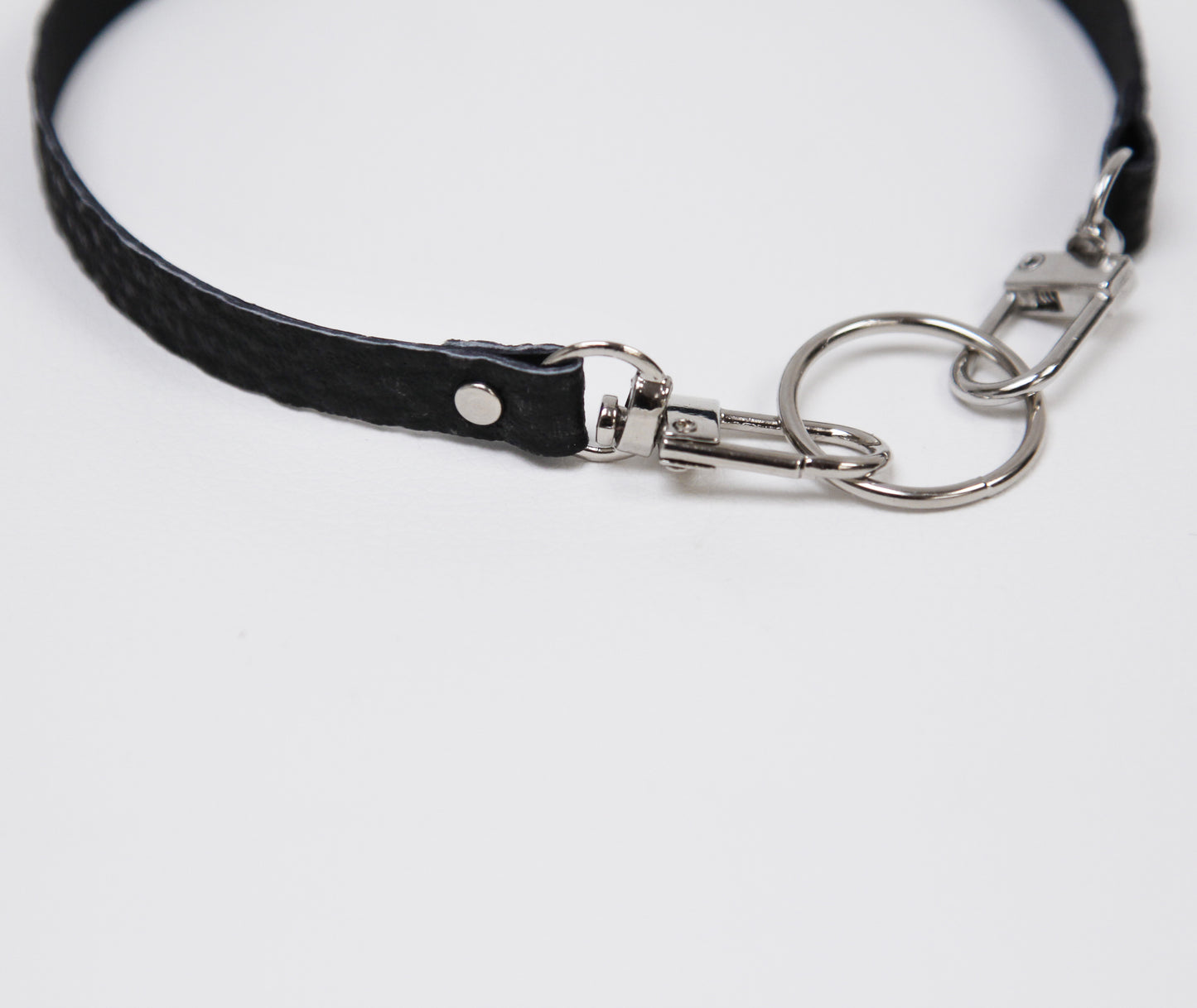 MINI CHOKER - Shark Pattern