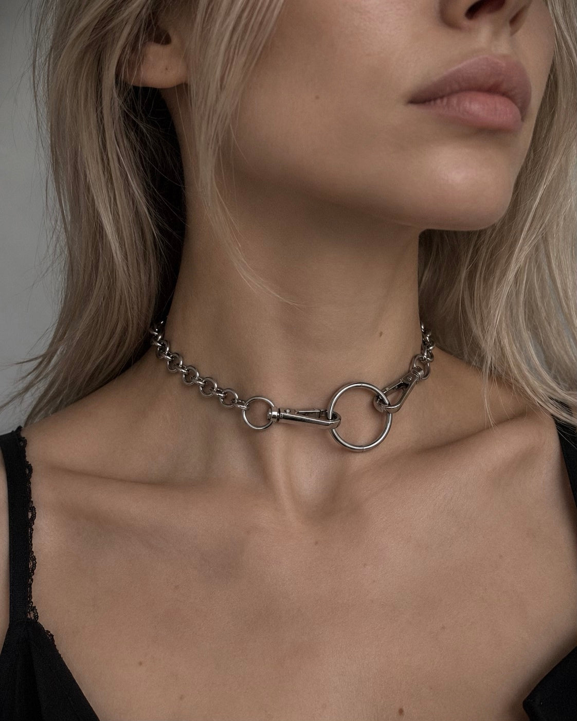 ALICE CHAIN CHOKER